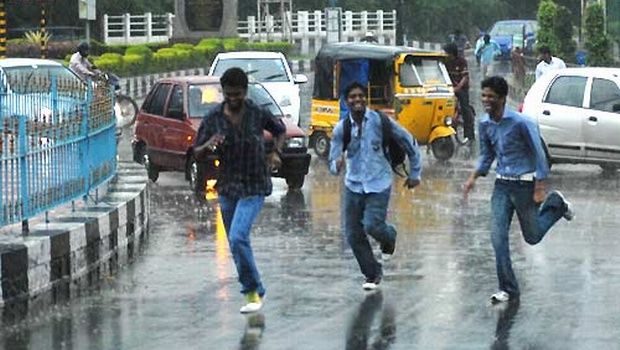 Hyderabad Unseened images of Heay rains Effected photos