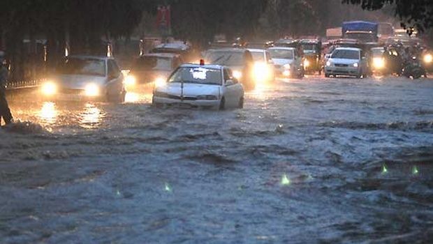 Hyderabad Unseened images of Heay rains Effected photos