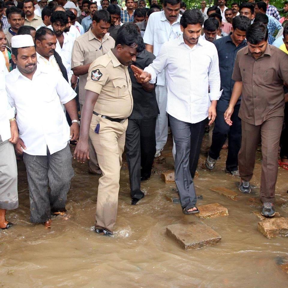 YS Jagan visits flood affected areas in Kadapa