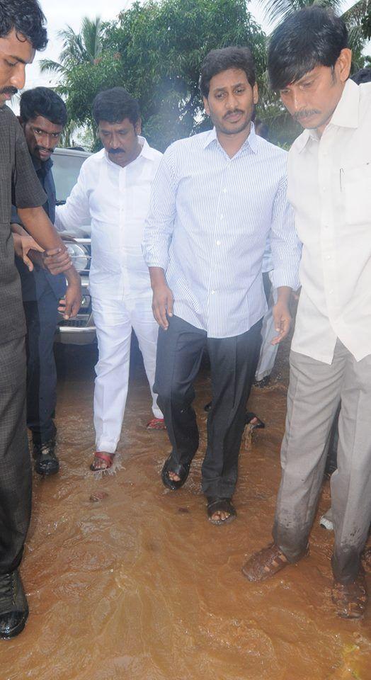 YS Jagan visits flood affected areas in Kadapa