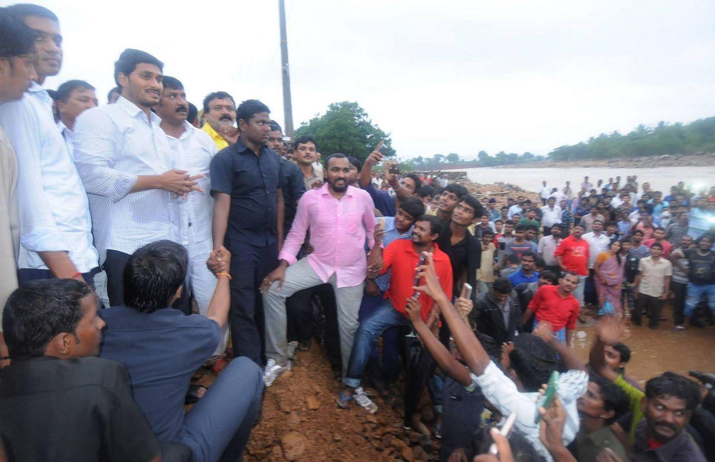 YS Jagan visits flood affected areas in Kadapa