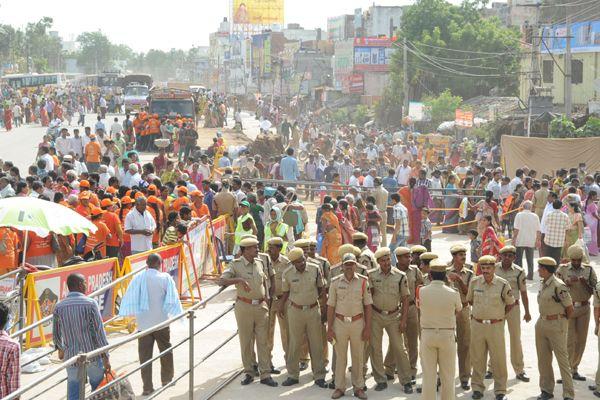 2nd day Krishna Pushkaralu Ghats In telugu states