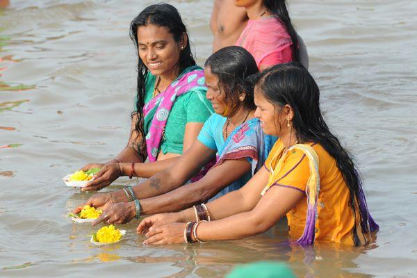 Krishna Pushkaralu In Vijayawada PHOTOS