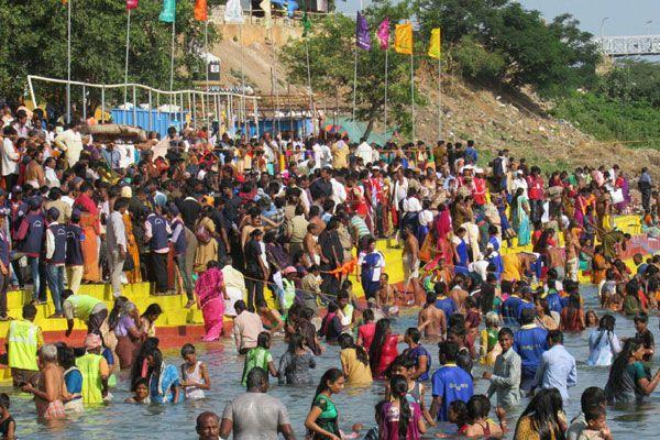 Krishna Pushkaralu In Vijayawada PHOTOS