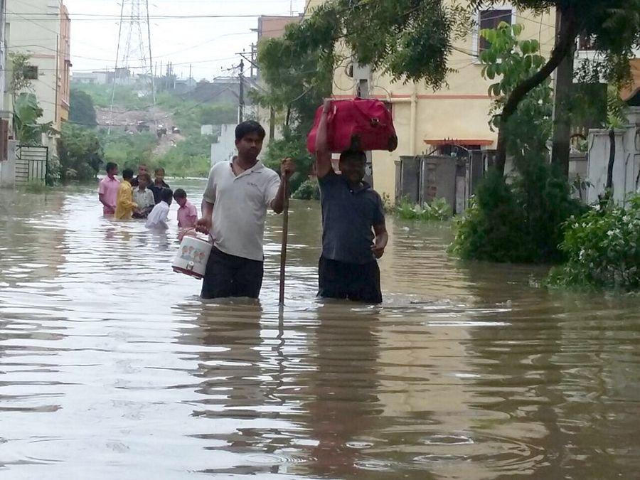 Heavy Rains in Both Telugu States Photos