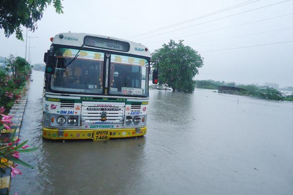 Heavy Rains in Both Telugu States Photos