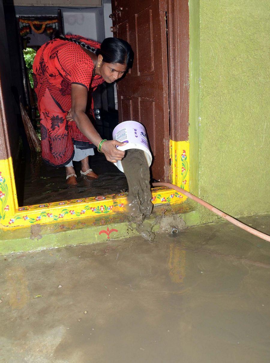 Heavy Rains in Both Telugu States Photos