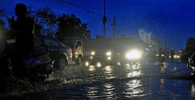 Hydera bad Hevy rains unseened Photos