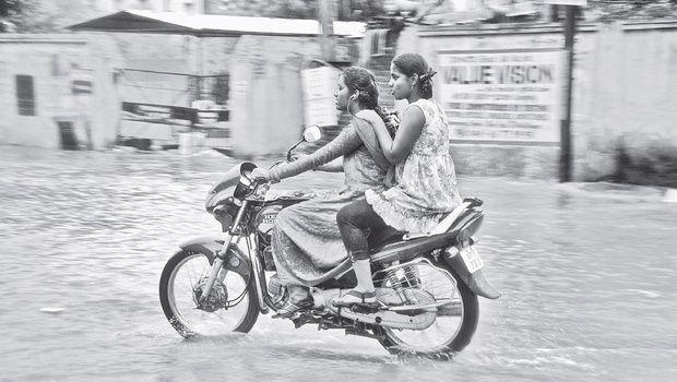 Hydera bad Hevy rains unseened Photos