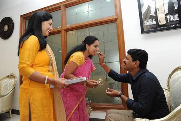 Kavitha Tie Rakhi Ktr Rare Photos