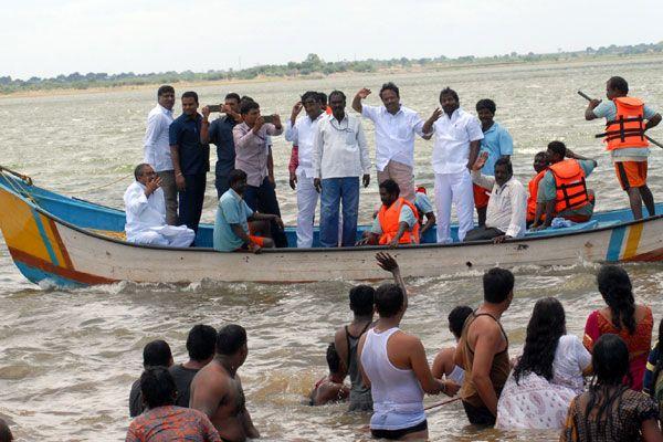 Krishna Pushkaralu 2016 Closing Ceremony Photos