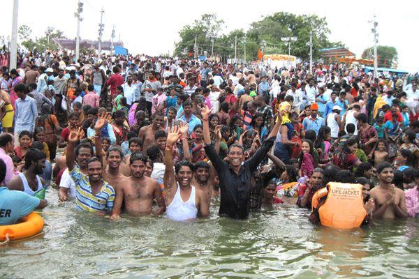 Krishna Pushkaralu 2016 Closing Ceremony Photos