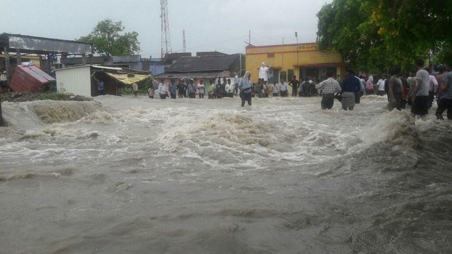 Lakes in AP Water Overflow Photos