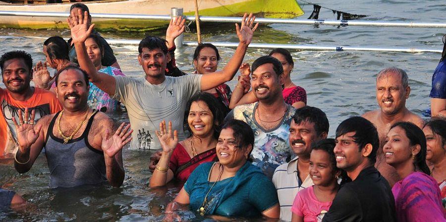 Last Day Of Krishna Pushkaralu Photos