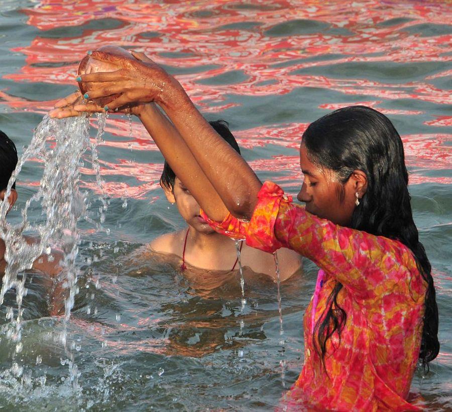 Last Day Of Krishna Pushkaralu Photos