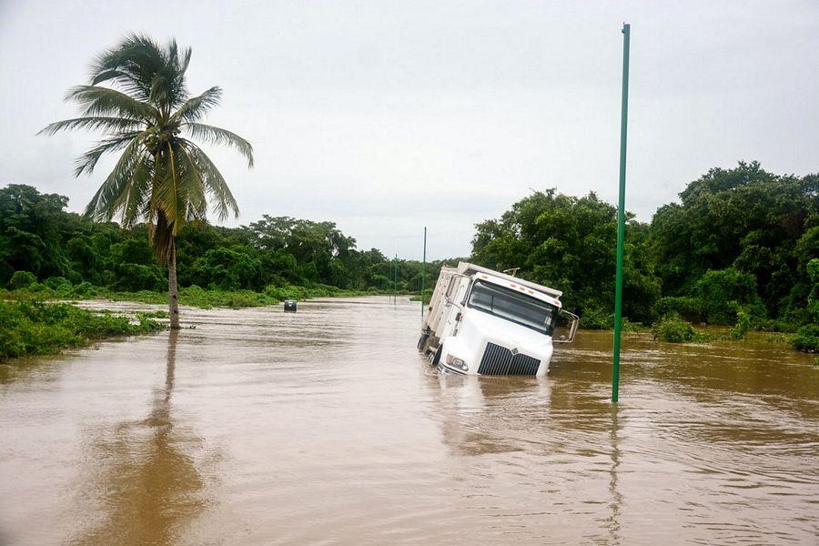 Mexico: Deadly Floods in Chiapas Photos