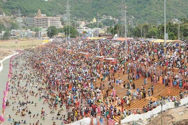 PHOTOS: Krishna Pushkaralu 2016