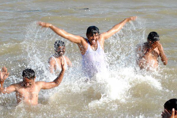 PHOTOS: Krishna Pushkaralu