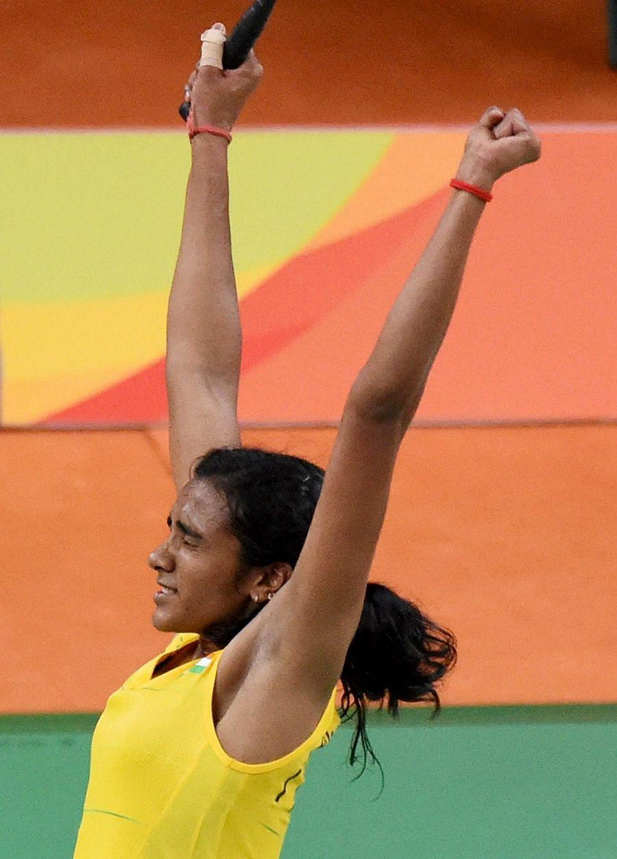 PV Sindhu Creates History Photos