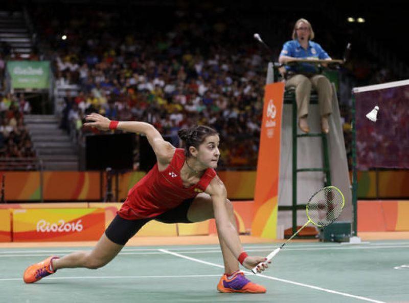 P.V Sindhu the first Indian female to bag silver at Olympics