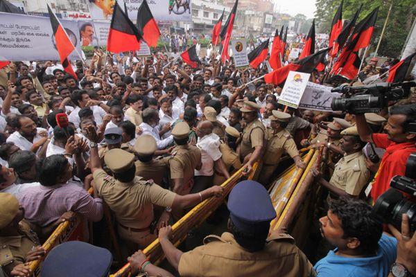 Photos All Tamilians Protesting In A Gandhian Way For Jallikattu