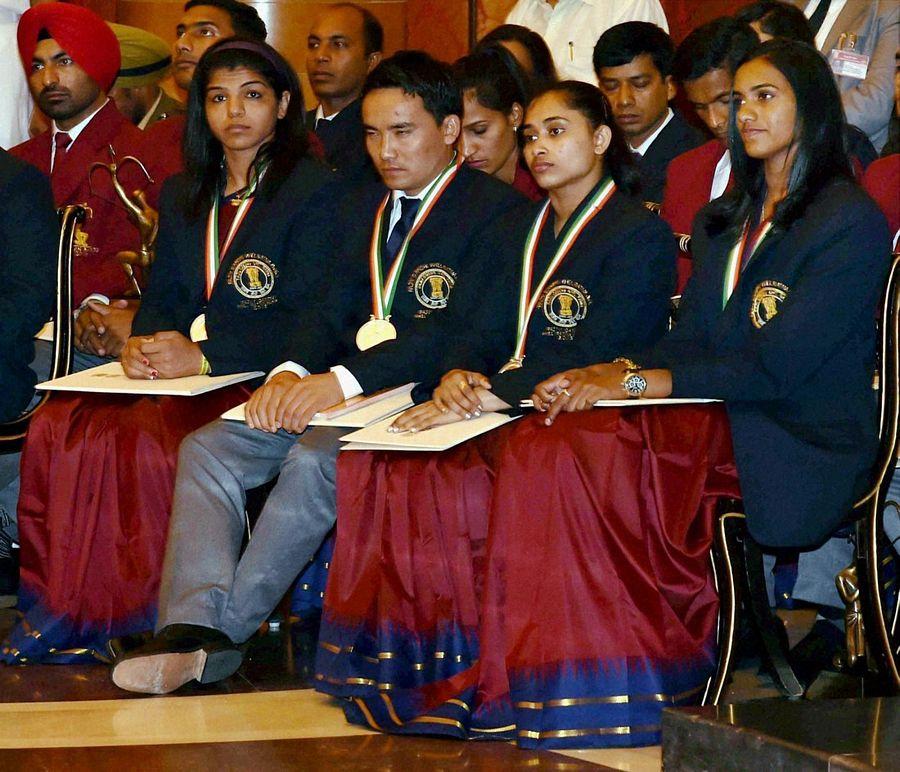 President Pranab Mukherjee Presented Awards to Rio Olympics Winners