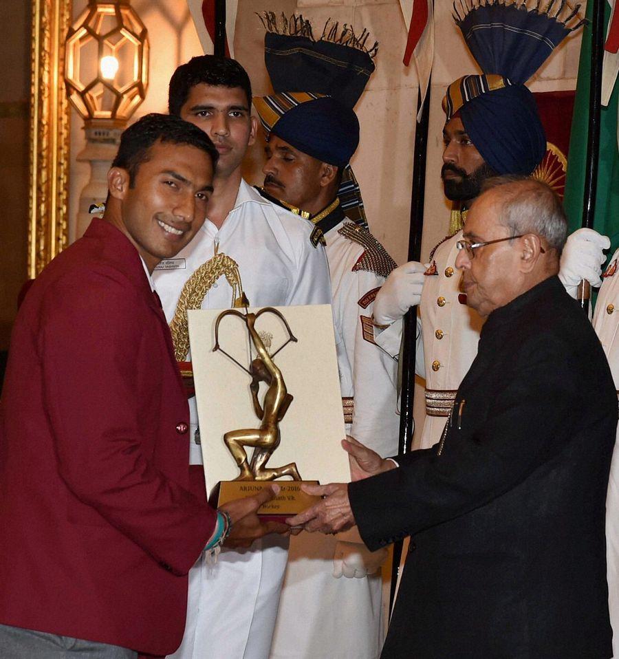 President Pranab Mukherjee Presented Awards to Rio Olympics Winners