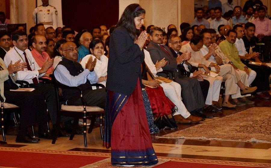 President Pranab Mukherjee Presented Awards to Rio Olympics Winners