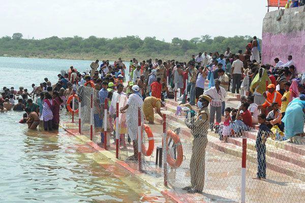 Pushkar Ghats in Vijayawada Photos