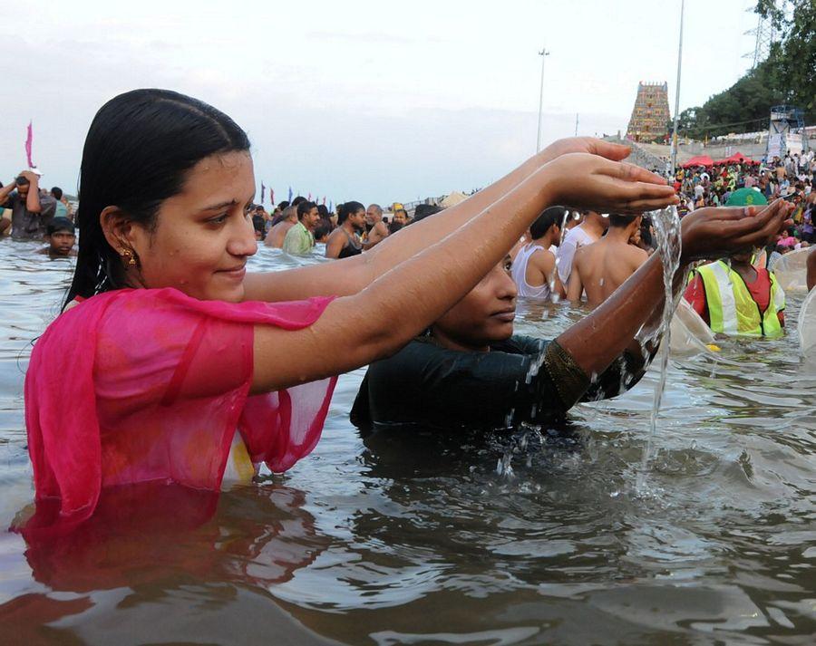 Pushkar Ghats in Vijayawada Photos