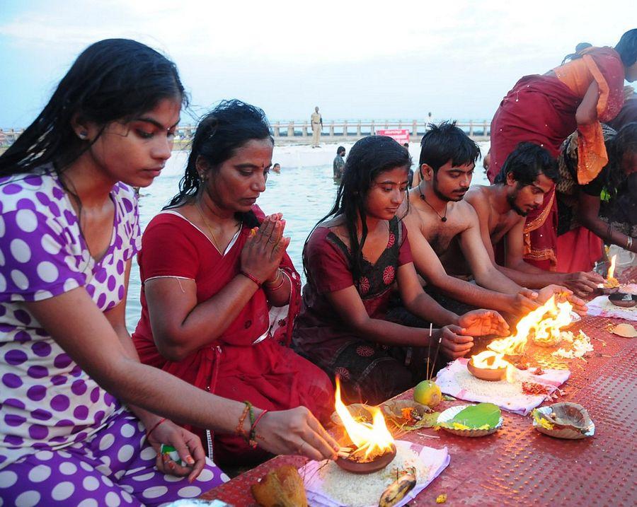 Pushkar Ghats in Vijayawada Photos