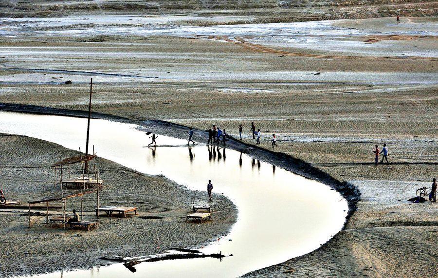 River banks of the Sangam city INDIA flood as Ganga overflows Photos