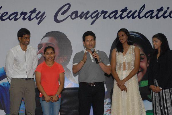 Sachin Tendulkar presents BMWs to India's Olympic medallists PHOTOS