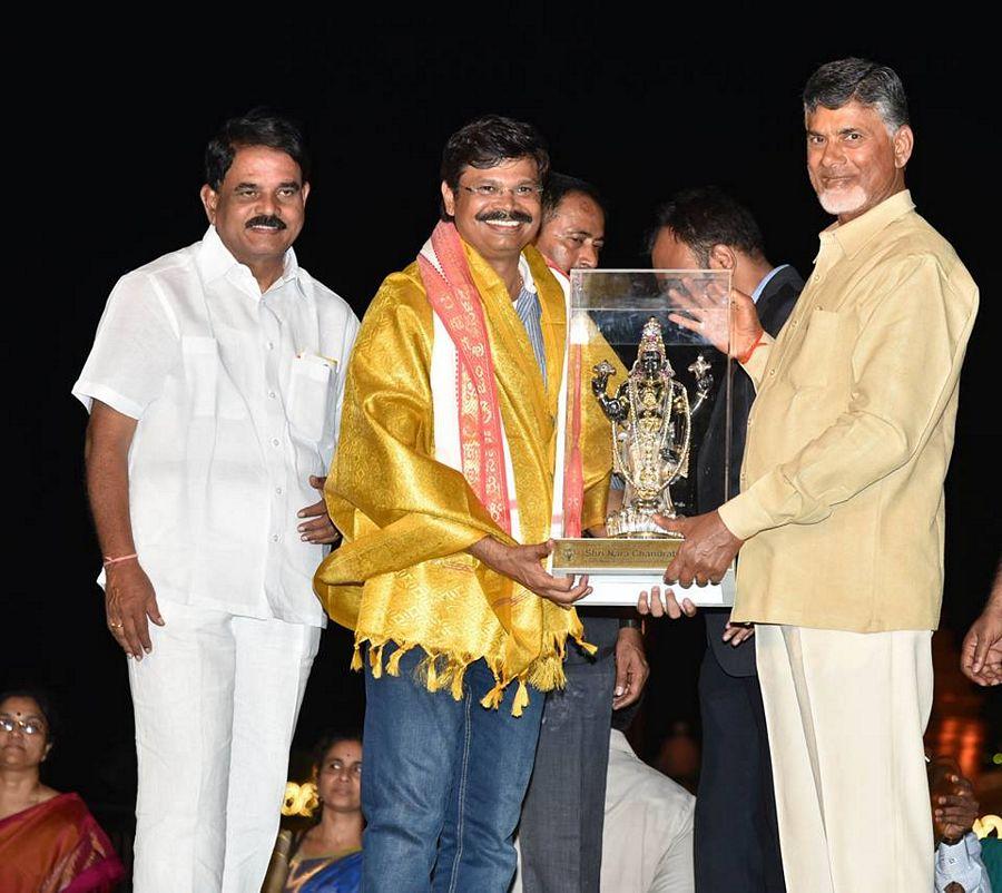 Sri NCBN felicitated Silver Medalist at the Olympics PV Sindhu