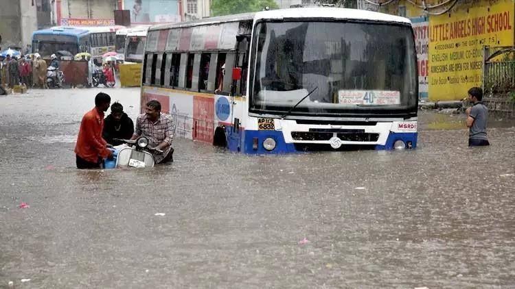 The HYDERABAD Floods And Drains Latest Photos