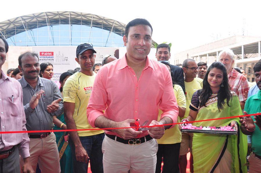 VVS Laxman Inaugurates Airtel Hyderabad Marathon Expo & SportEX Photos