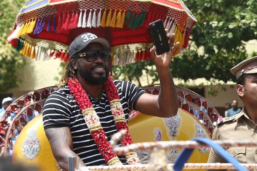 West Indies Cricketer Chris Gayle Visited Velammal School