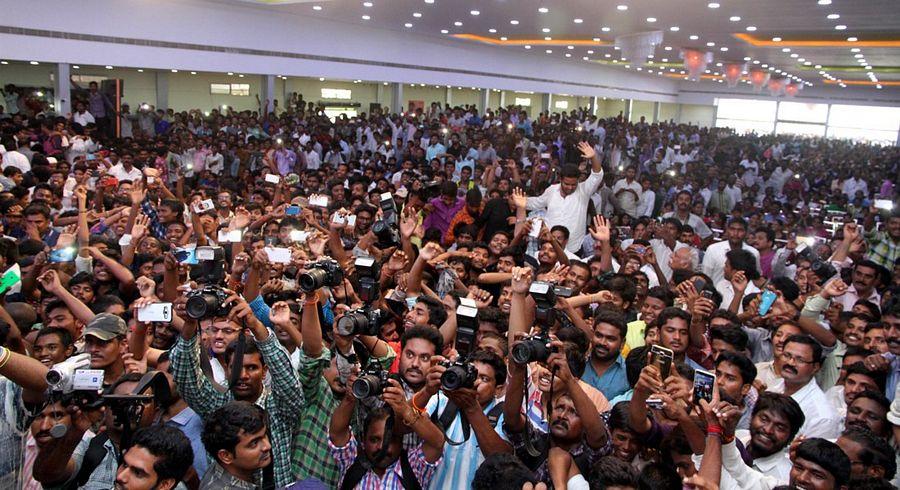 YS Jagan At Yuva Bheri Images In Nellore