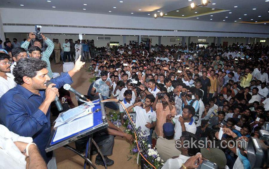 YS Jagan At Yuva Bheri Images In Nellore