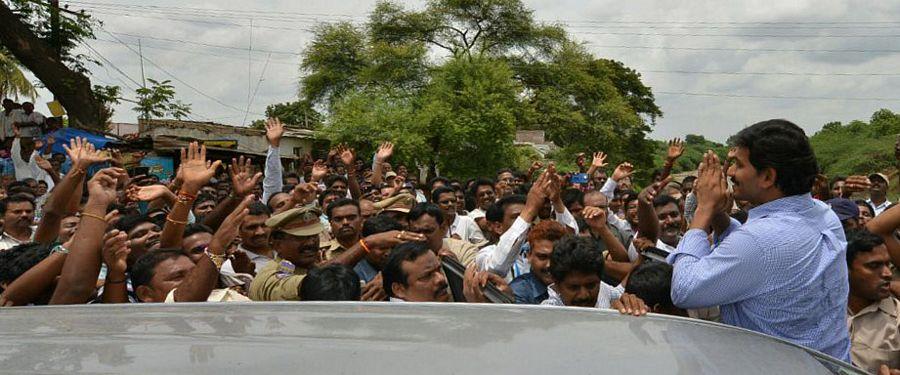 YS Jagan consoled the victims of road accident