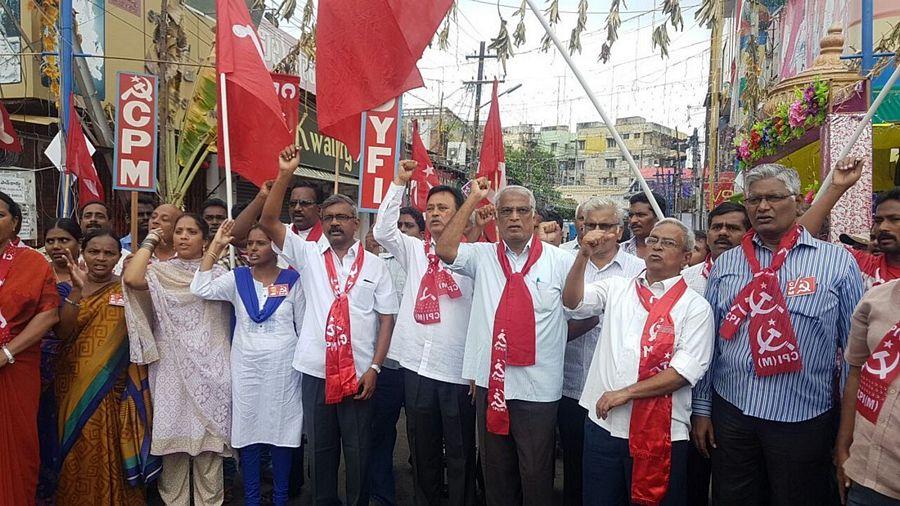 YSRCP’s AP Bandh a success Photos