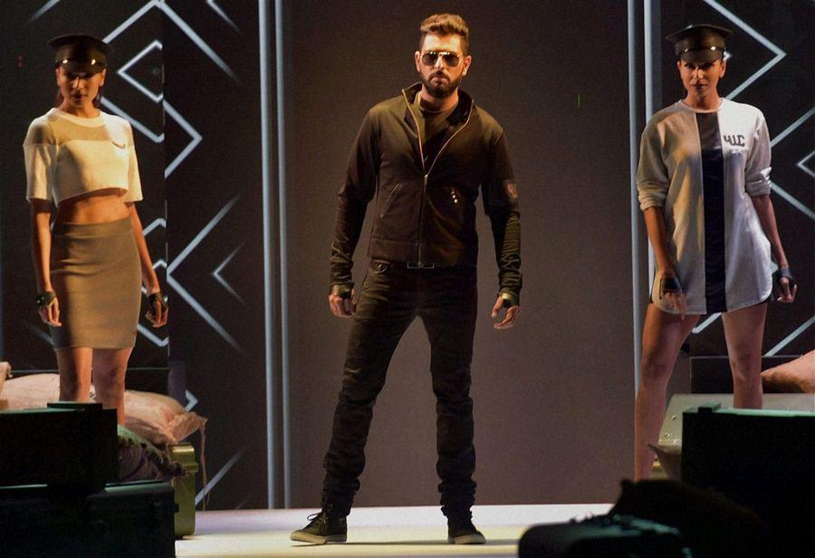 Yuvraj Singh enters fashion world PHOTOS