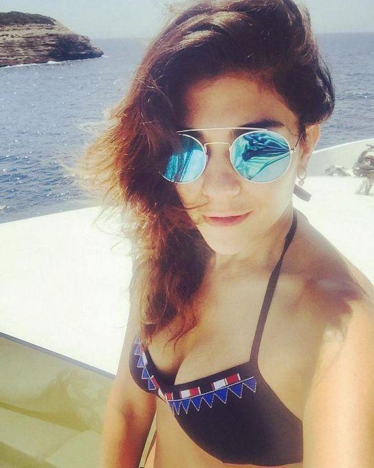 25 Pics of Sexy Archana Vijaya Hot IPL Host & TV Anchor