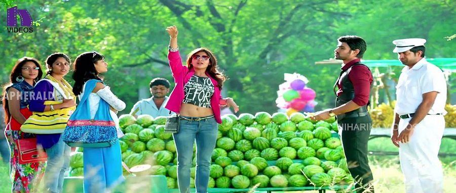 50 'HOT MOMENTS' of Samantha Captured On-Screen