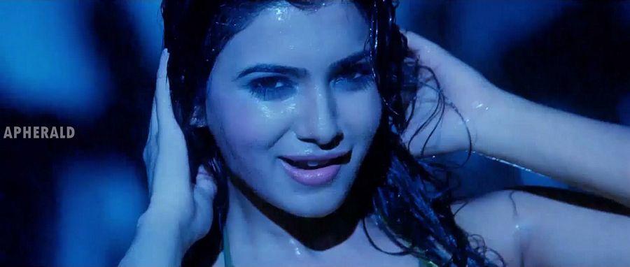 50 'HOT MOMENTS' of Samantha Captured On-Screen