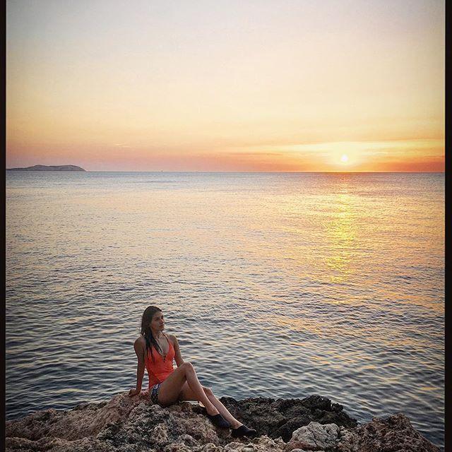 90 Hot & Spicy Unseen Photo's of Actress Amyra Dastur