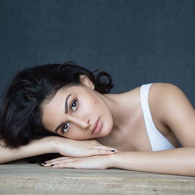 90 Hot & Spicy Unseen Photo's of Actress Amyra Dastur