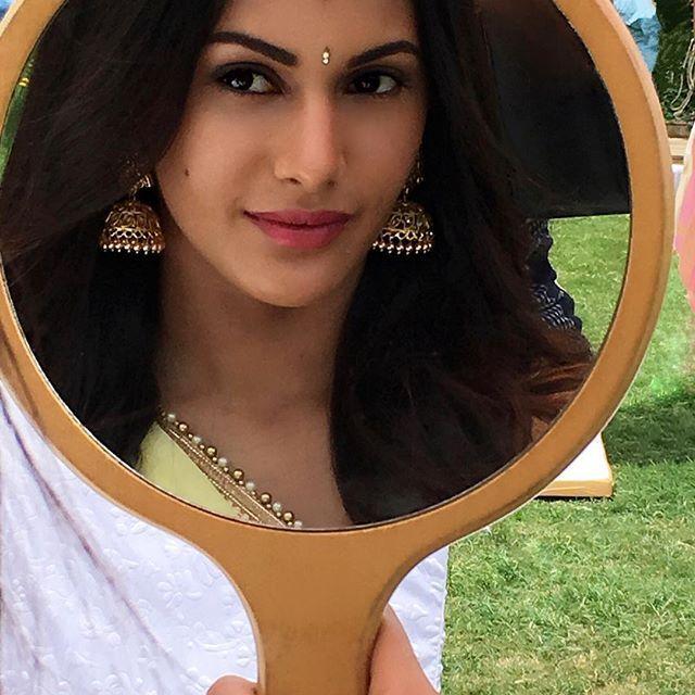 90 Hot & Spicy Unseen Photo's of Actress Amyra Dastur