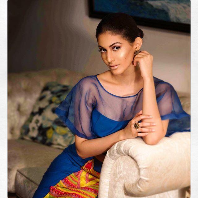 90 Hot & Spicy Unseen Photo's of Actress Amyra Dastur