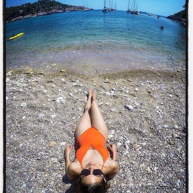 90 Hot & Spicy Unseen Photo's of Actress Amyra Dastur